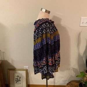 JohnPaulRichard Tops - Blue off the shoulder top JohnPaulRichard Tops - Blue off the shoulder top